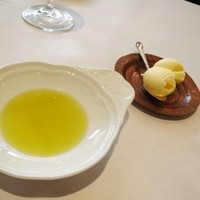 グリーチネ - バターとオリーブオイル