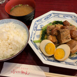 中華風家庭料理 ふーみん - ふーみん(豚肉の梅干煮定食)