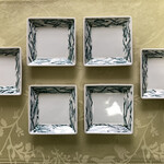 嘯月 - 京都旅行からだいぶ経ってそっと食卓に出しましたらオットが『なーんか高そうな皿。こんなのあったの？』「うーん、前にねー」と乗り切りましたヽ（´Д｀）ノ