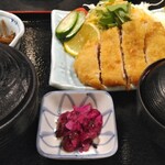 お食事処源氏 - とんかつ定食