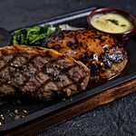 [Lunch] Standard! Very popular ★ “Hamburg 150g & US loin Steak 100g mix combo”