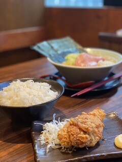 家系ラーメン 山下醤造 - ジャンボ唐揚げ定食