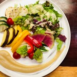 産直旬野菜の盛合せ　本日のお野菜のソース