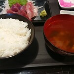 En - ご飯も味噌汁も美味しい！