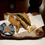 一徹 - 稚鮎と鱶鰭(フカヒレ)の唐揚げ