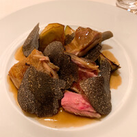 ラ・ベカス - ⑦乳のみ仔羊 オーストラリア産トリュフ