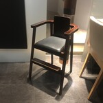 Yakiniku Toraji - お子様椅子完備。