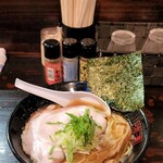 濃麺 海月 - 