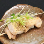 Hakata Retare - 鶏ももの炙りカマンベール