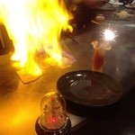 ステーキ屋 甚 - H25.03　【燃えるアイスクリーム】連写①