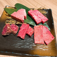 近江うし 焼肉 にくTATSU 青山本店 - 