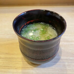 鮨駒 - 南蛮海老出汁味噌汁