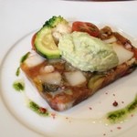 ミノビ - ホタテ、エビ、イカとラタトゥイユのゼリーテリーヌ