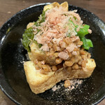 金町製麺 - 栃尾揚げ焼き　ネバネバのっけ