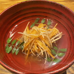 Saketomeshi tokishirazu - 牛タンと香味野菜のお椀仕立て
