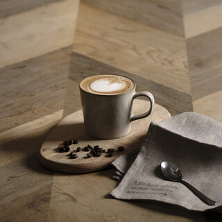 グルテンフリーの「レモンケーキ」と植物性ラテで癒しのひと時を