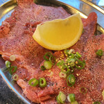 焼肉食堂 太陽 - 塩タン　1089円