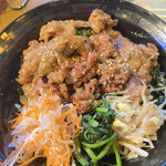 焼肉食堂 太陽 - カルビ丼　900円
