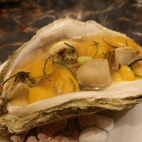 六花 - 岩牡蠣、白雲丹