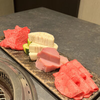 本格肉料理 丸小 - 
