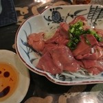 寿浬庵 - 朝絞め鶏の刺身（レバー）500円