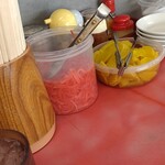 一楽ラーメン - 黄色も食べんやった〜(*_*)