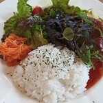 SUZU CAFE グランドタワー - ビジネスランチはワンプレート