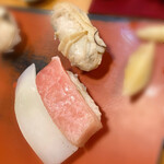 鮨乃家かわごえ - 中トロ、イカ、ハマグリ