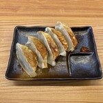 博多豚骨ラーメン 一純屋 - 餃子5個　　　　300円
