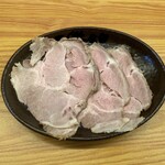 博多豚骨ラーメン 一純屋 - チャーシュー3枚 200円