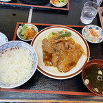 Yoshinari Shiyokudou - 焼肉定食　850円