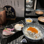 酒肴場 屯 - 海鮮丼¥500