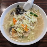 順順餃子房 - タン麺￥620