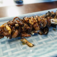 割烹 蒲焼 大沼 - ”うなぎの肝焼”には沢山の”肝”が刺さっており、食べ応えがあります。