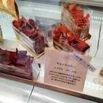 IL PLEUT SUR LA SEINE - チョコレートのビスキュイをふんわり焼くのって難しいので、どうやって作ってるのかなと思いました