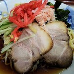 光華飯店 - ここは缶のカニを入れたがる