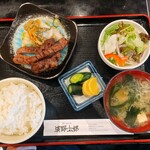 清野太郎 - 牛タン定食