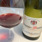 Installation Table ENSO L'asymetrie du calme - シャサーニュ・モンラッシュの赤