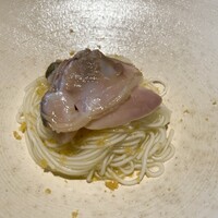 DIRETTO - 焼きはまぐりのパスタ（葛粉のソーメン）カラスミを削って