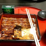 うなぎ 善 - サイズ的に