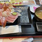 魚金食堂 - 魚金海鮮丼