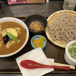 めん処 元禄 - そば屋のカレー丼とそばランチ（1,100円＋そば大盛300円）