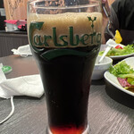シュラスコ&ビアレストラン ALEGRIA - 黒ビール　ビールはセルフでカウンターのサーバーから注ぐ