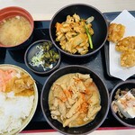 もつ次郎 - 合い盛りもつセット定食