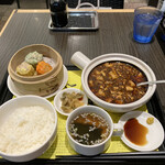 陳建一 麻婆豆腐店 - 計2280円