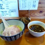 雨は、やさしく - つけ麺（小１玉、700円）