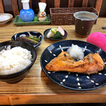 Kaku kin - 銀鮭かま定食￥930円