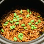 鮨 由う - ・桜海老と枝豆の土鍋ご飯