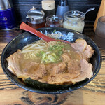ら～めん 村田屋 - 料理写真:いつものチャーシュー麺　今日のお肉は味薄め