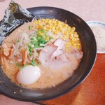 麺道場 - 極み味噌ラーメン　味玉　コーン　メンマ　チャーシュー2枚　950円